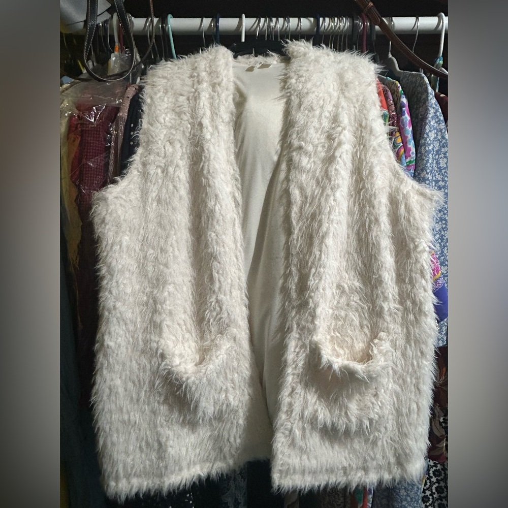 Cato cream faux fur vest